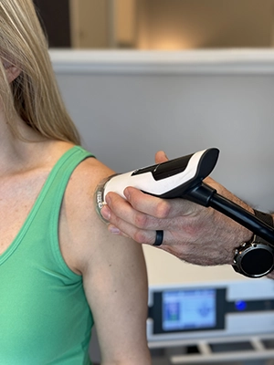 Chiropractor Wilmington NC Rhett King ShockWave On Shoulder